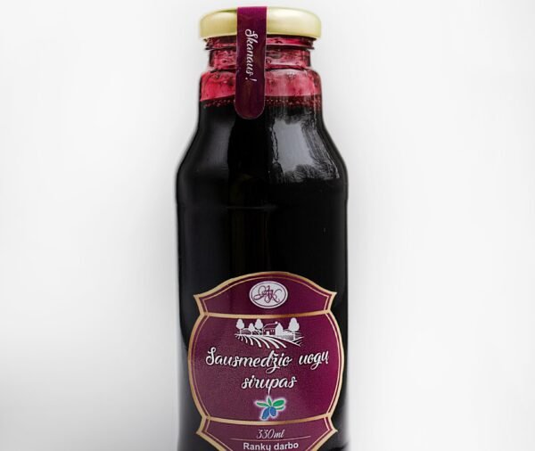 SAUSMEDŽIO UOGŲ SIRUPAS